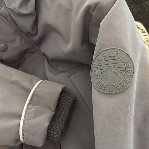 GAP Gray Puffer Jacket